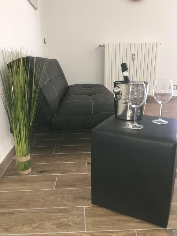 Guest House For You Modena Ngoại thất bức ảnh